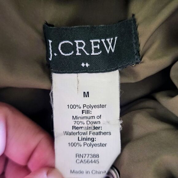 J. Crew toggle Puffer down vest M - Picture 3 of 3